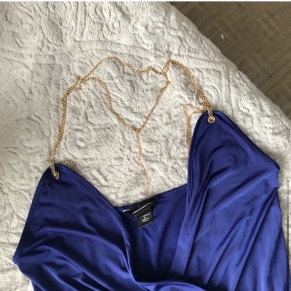 🪞 cowl neck fit and flare top - Picture 5 of 6